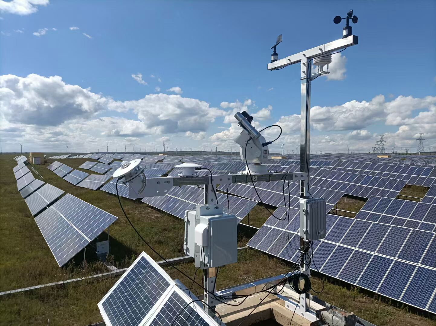 光伏檢測氣(qì)象站